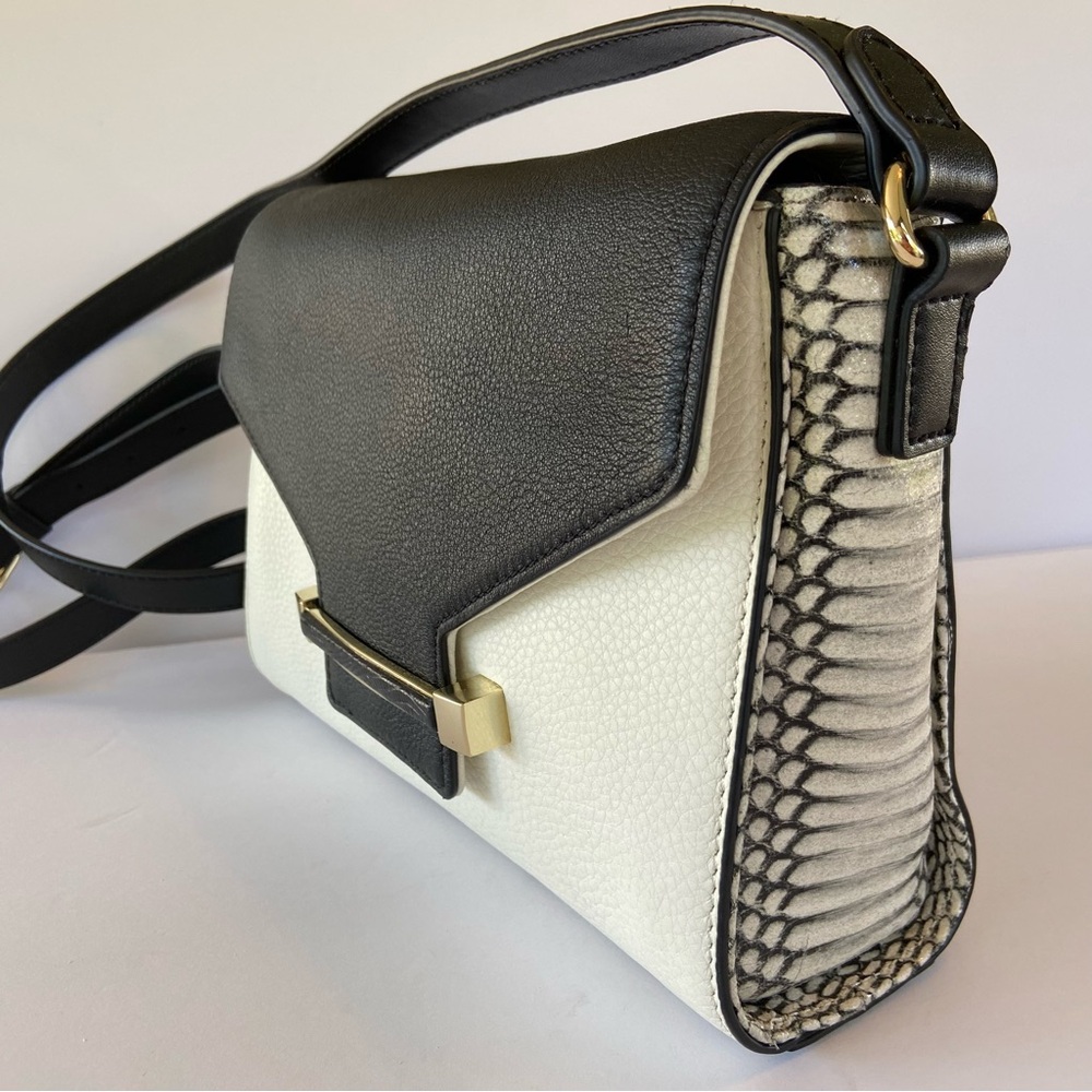 Vince Camuto Julia Elegant Black White Grey snakeskin leather Crossbody handbag - Picture 4 of 14